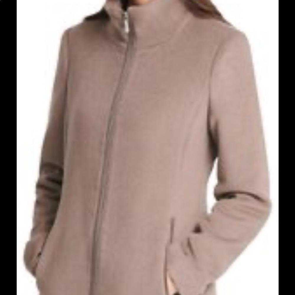 Women coat